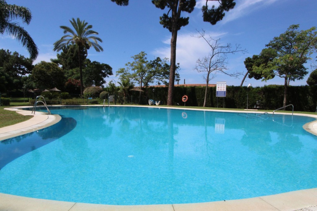 2 Bed, 2 Bath, ApartmentFor Sale, Elviria, Malaga