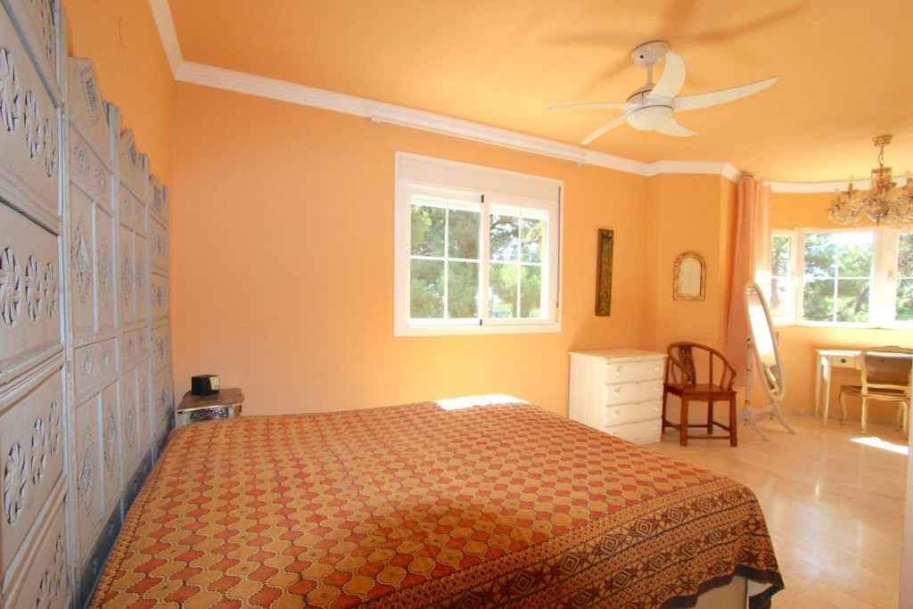 2 Bed, 2 Bath, ApartmentFor Sale, Elviria, Malaga