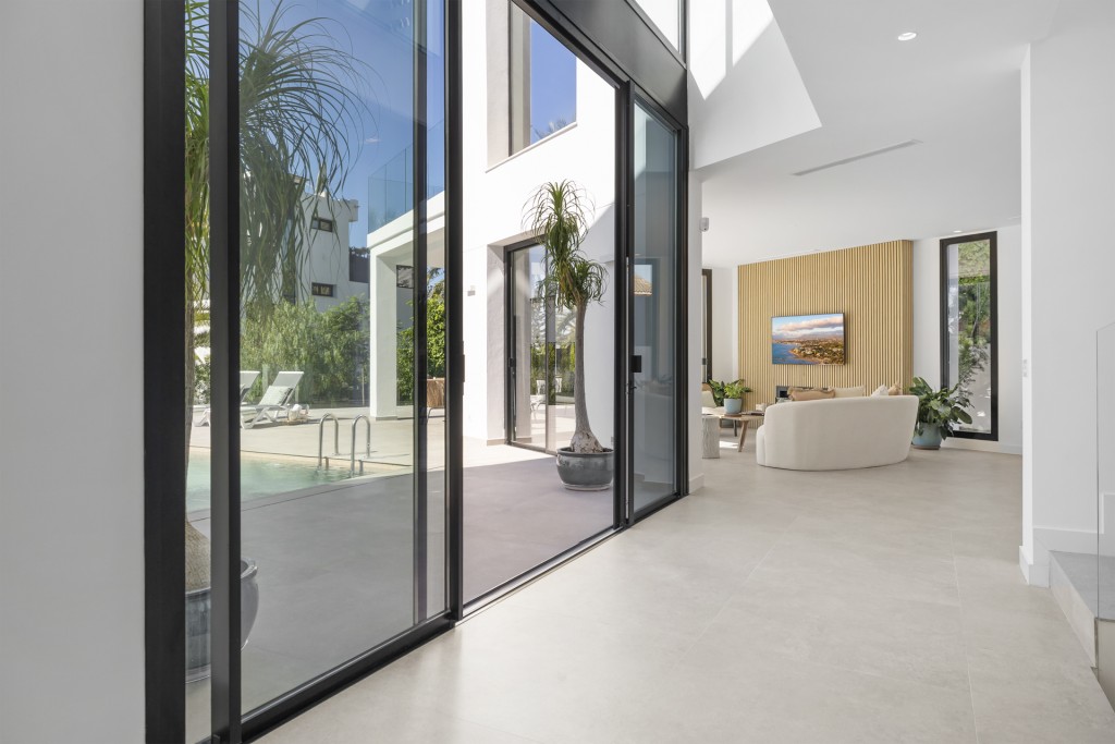 5 Bed, 5 Bath, HouseFor Sale, Marbella, Malaga