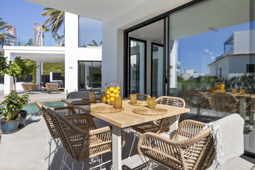 5 Bed, 5 Bath, HouseFor Sale, Marbella, Malaga