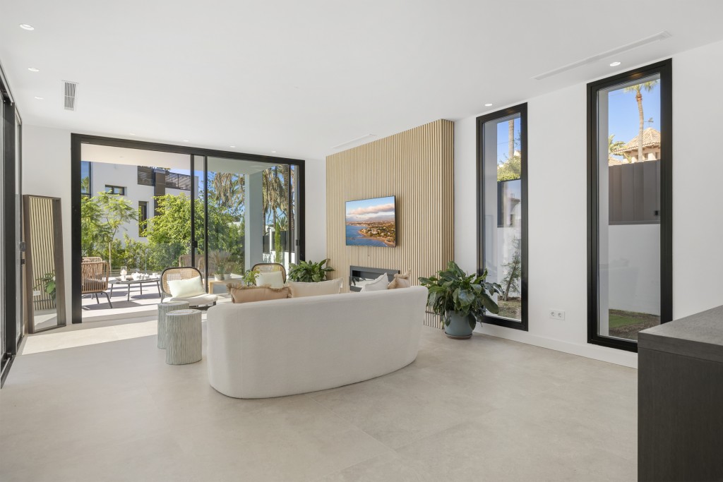 5 Bed, 5 Bath, HouseFor Sale, Marbella, Malaga