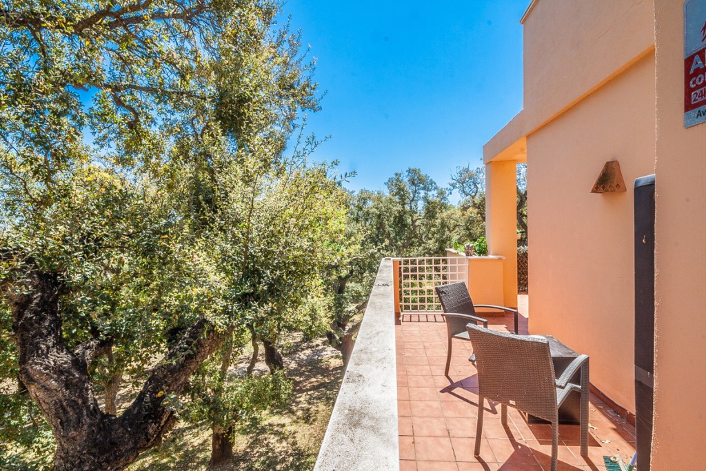 3 Bed, 2 Bath, ApartmentFor Sale, Elviria, Malaga