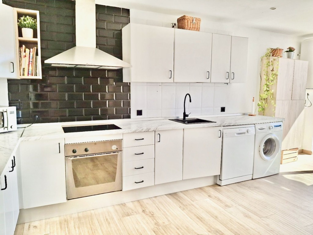 3 Bed, 2 Bath, ApartmentFor Sale, Mijas, Malaga