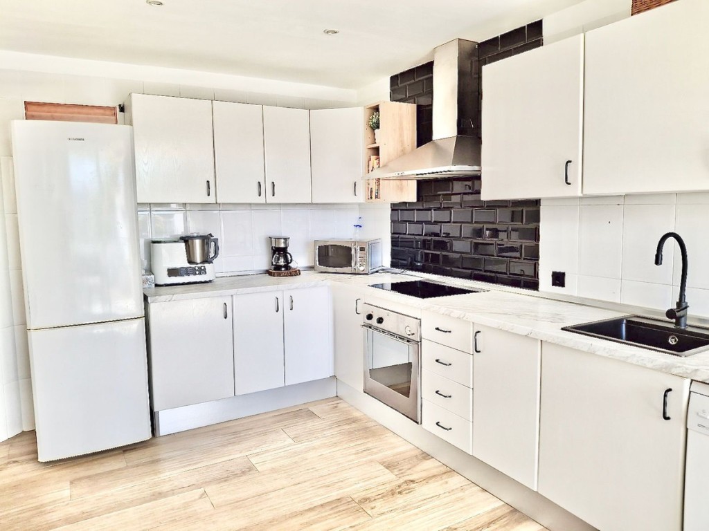 3 Bed, 2 Bath, ApartmentFor Sale, Mijas, Malaga