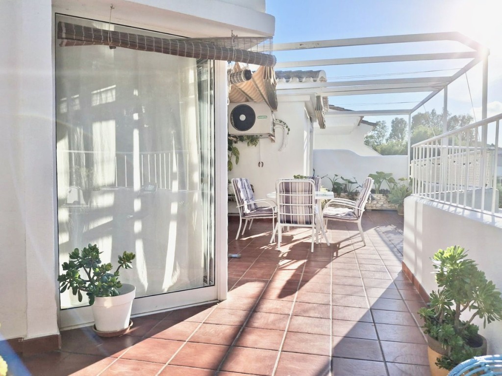 3 Bed, 2 Bath, ApartmentFor Sale, Mijas, Malaga