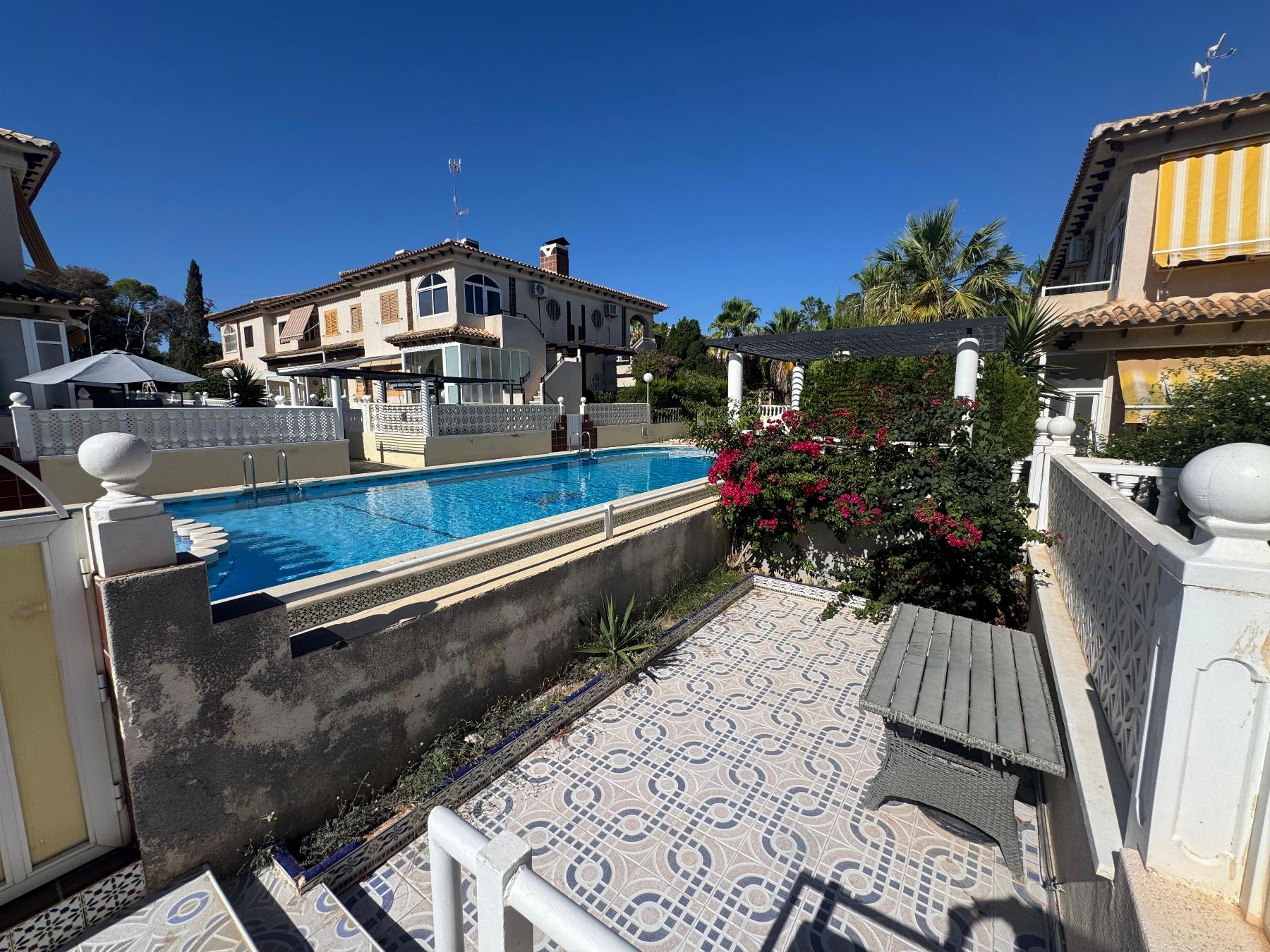 2 Bed, 2 Bath, HouseFor Sale, Torrevieja, Alicante