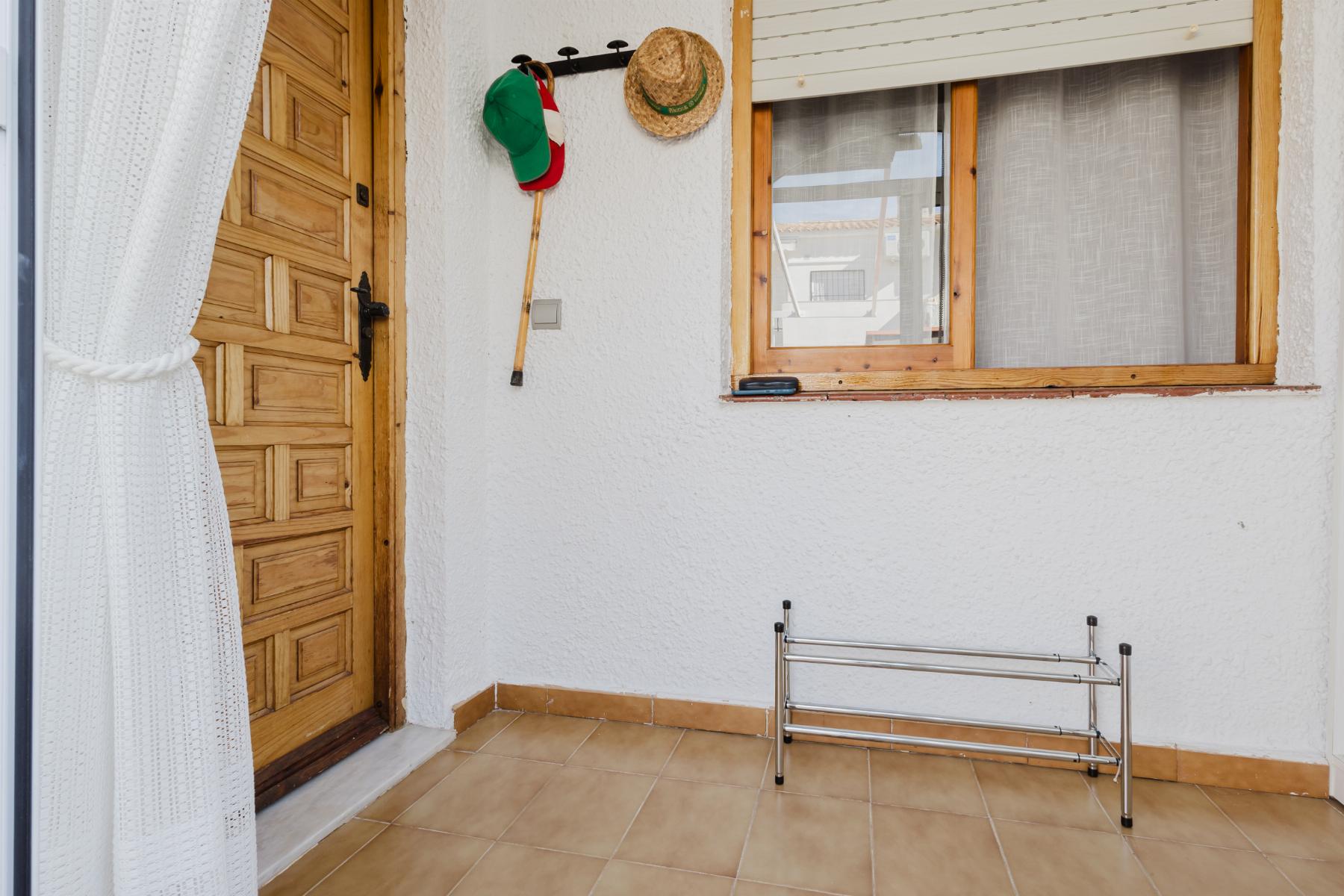 3 Bed, 1 Bath, HouseFor Sale, Torrevieja, Alicante