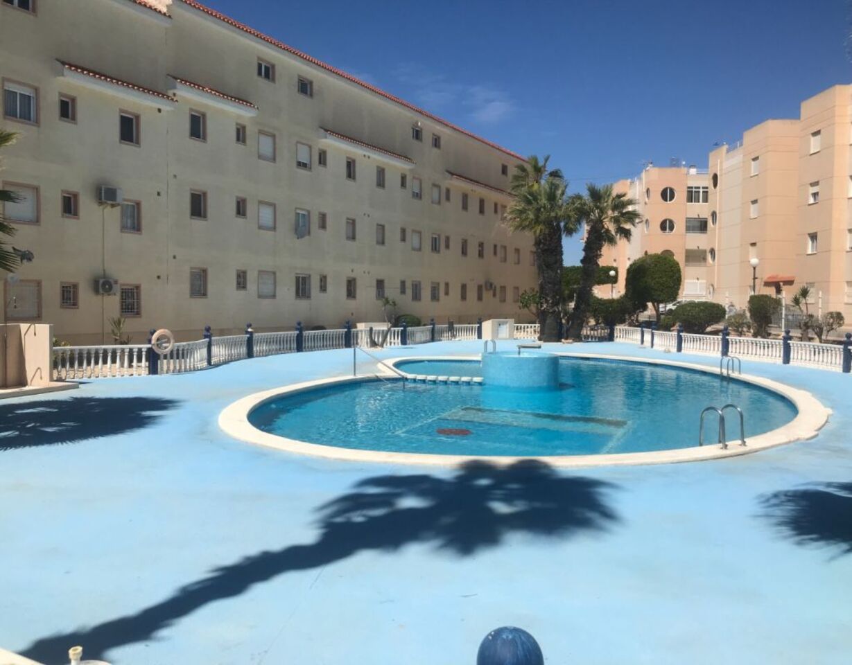 3 Bed, 1 Bath, ApartmentFor Sale, Torrevieja