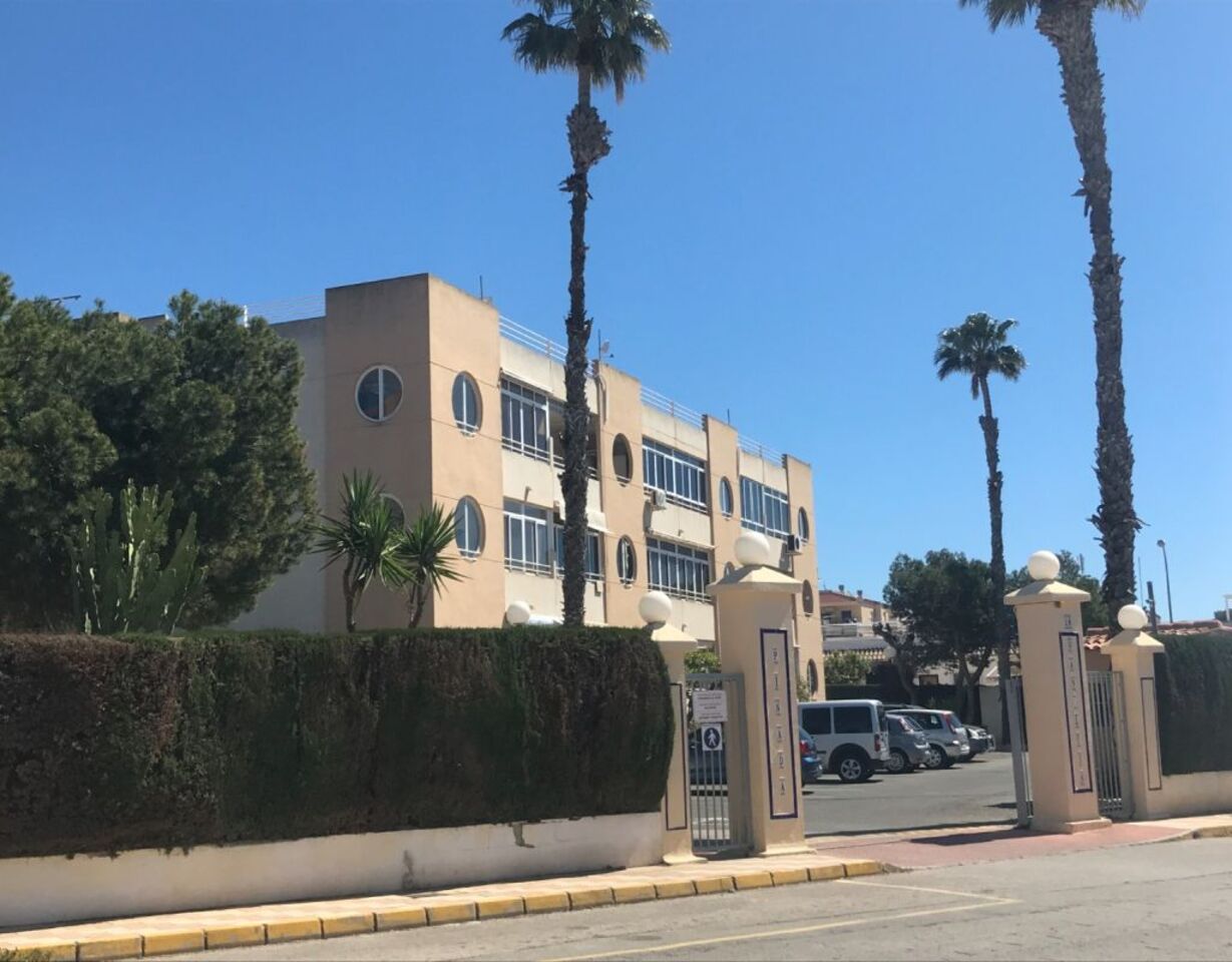 3 Bed, 1 Bath, ApartmentFor Sale, Torrevieja 3 Bed, 1 Bath, ApartmentFor Sale, Torrevieja