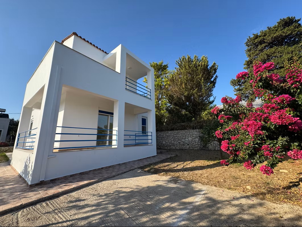 3 Bed, 2 Bath, HouseFor Sale, Chania, Crete