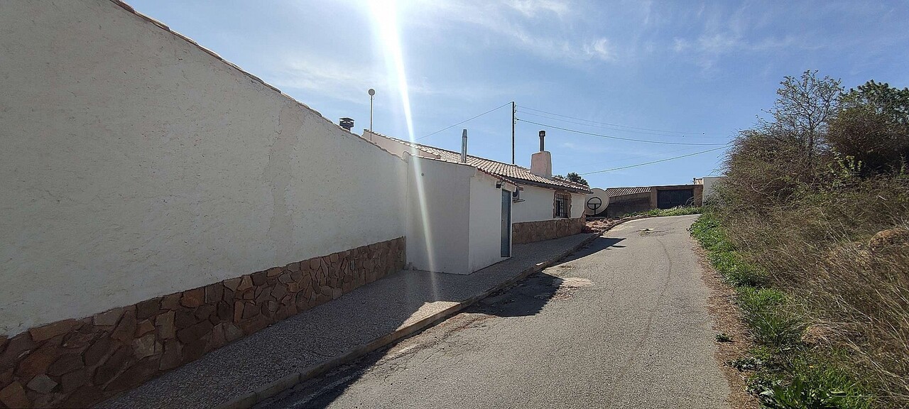 4 Bed, 2 Bath, HouseFor Sale, Raspay, Alicante 4 Bed, 2 Bath, HouseFor Sale, Raspay, Alicante