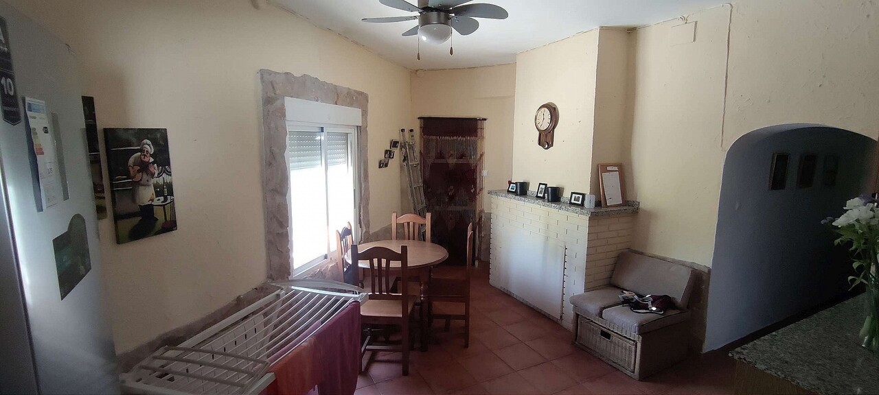 4 Bed, 2 Bath, HouseFor Sale, Raspay, Alicante 4 Bed, 2 Bath, HouseFor Sale, Raspay, Alicante