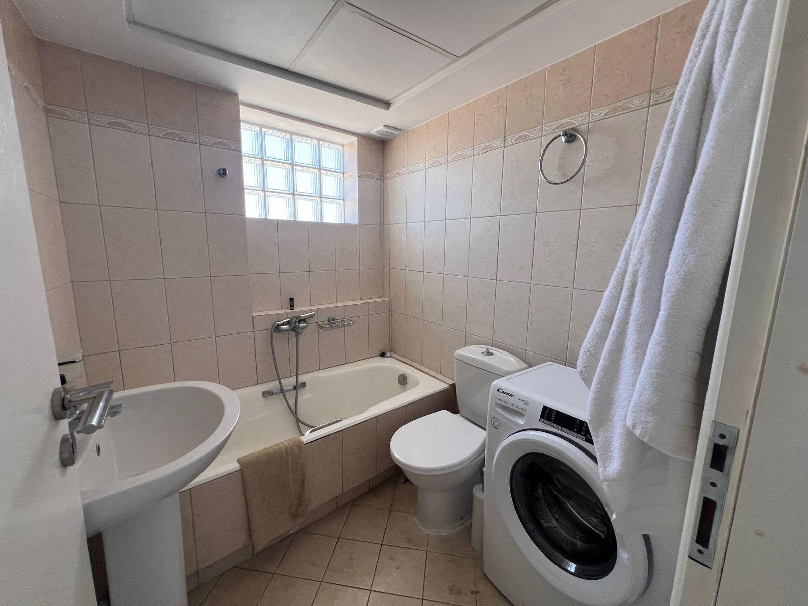 2 Bed, 1 Bath, ApartmentFor Sale, Chania, Crete, 73100