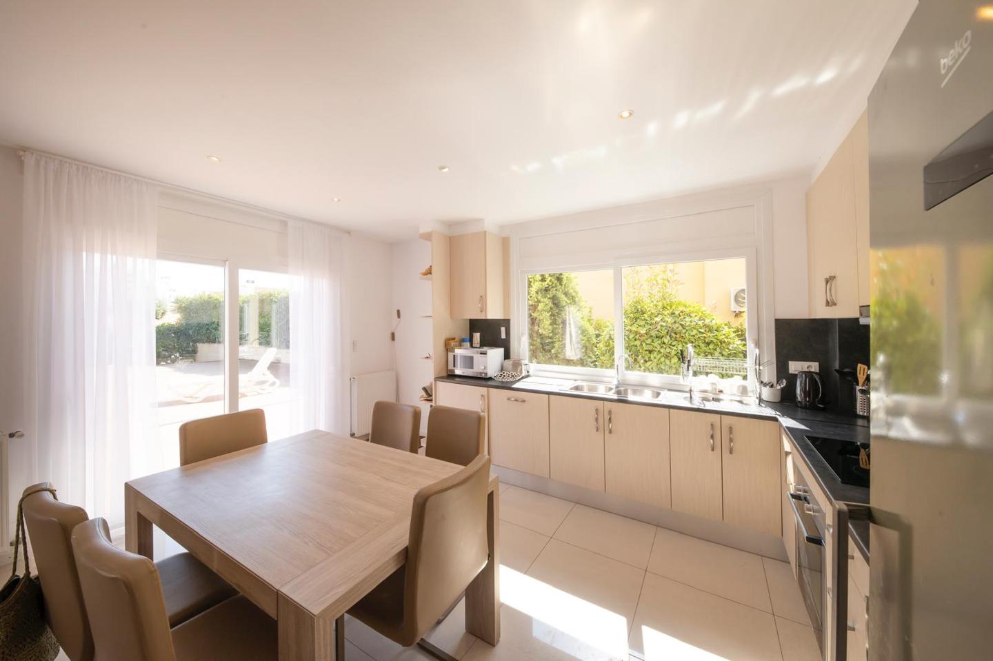 3 Bed, 3 Bath, HouseFor Sale, Roses, Girona, 17480 3 Bed, 3 Bath, HouseFor Sale, Roses, Girona, 17480