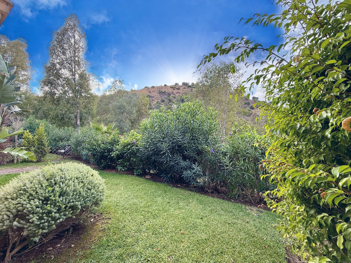 2 Bed, 2 Bath, ApartmentFor Sale, Río Real, Malaga