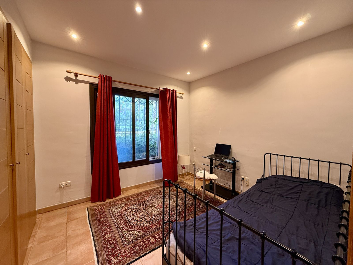 2 Bed, 2 Bath, ApartmentFor Sale, Río Real, Malaga