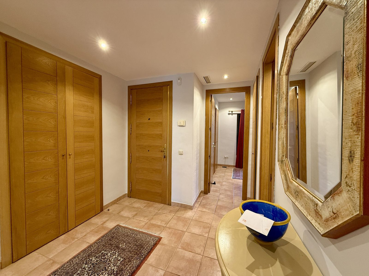 2 Bed, 2 Bath, ApartmentFor Sale, Río Real, Malaga