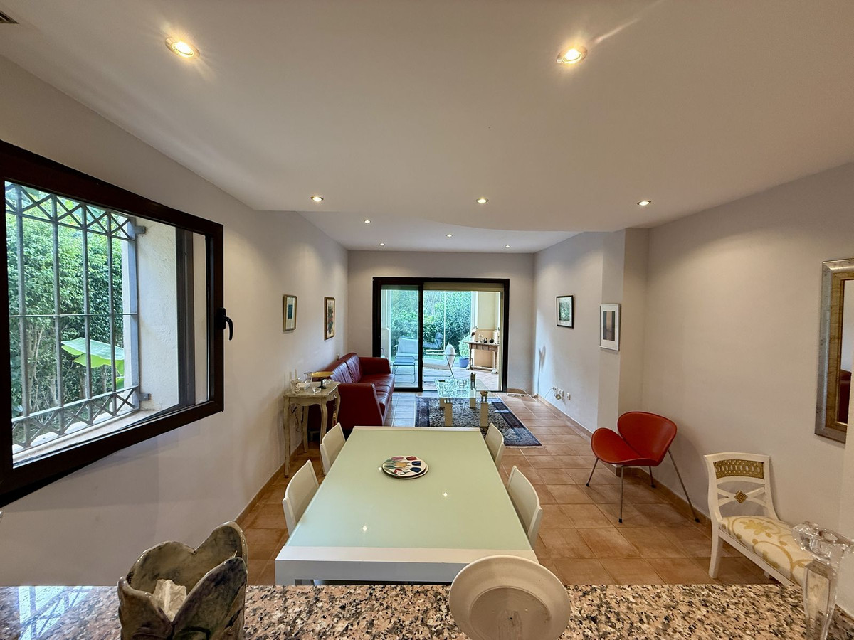 2 Bed, 2 Bath, ApartmentFor Sale, Río Real, Malaga