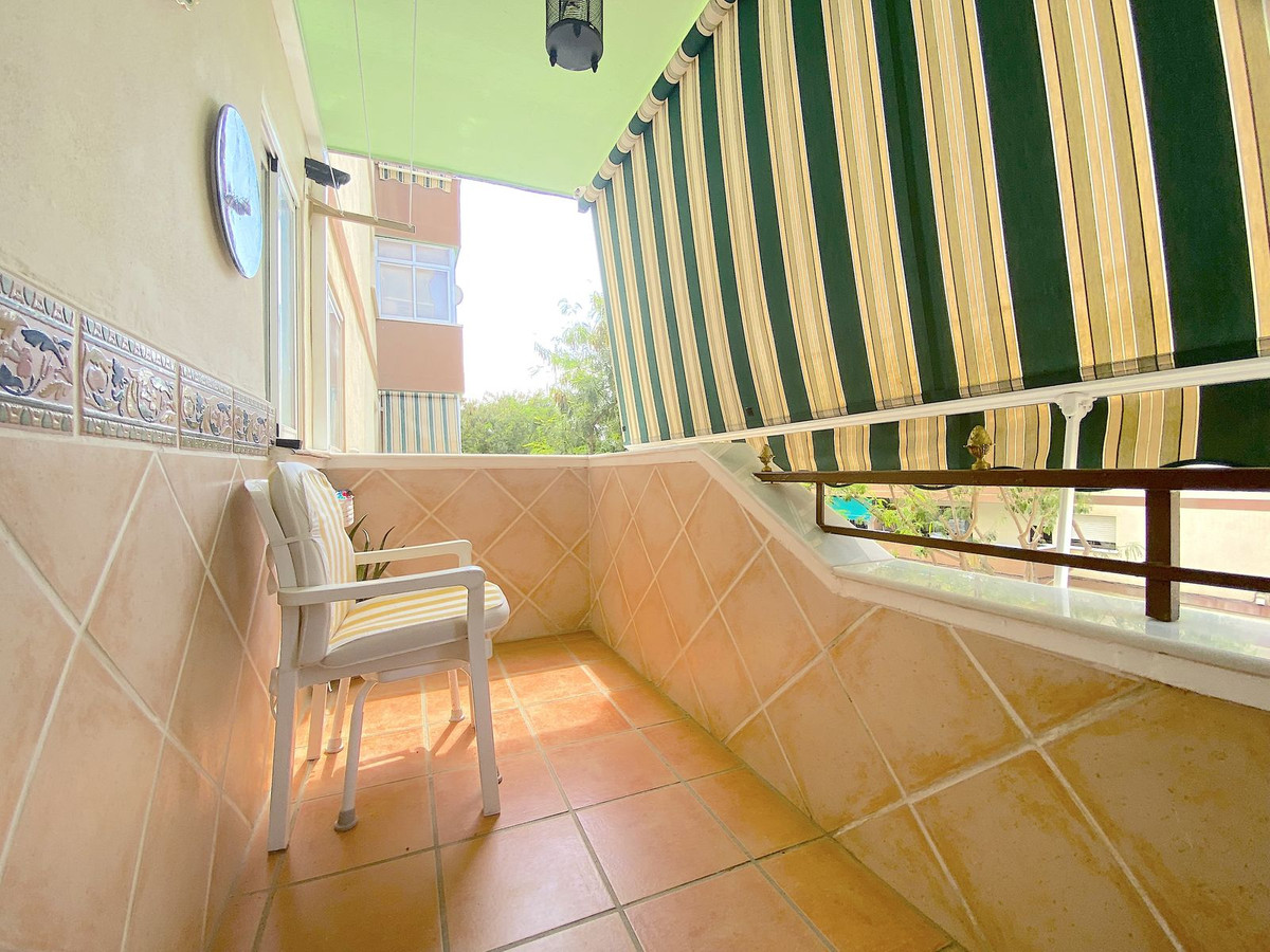 3 Bed, 2 Bath, ApartmentFor Sale, Fuengirola, Malaga