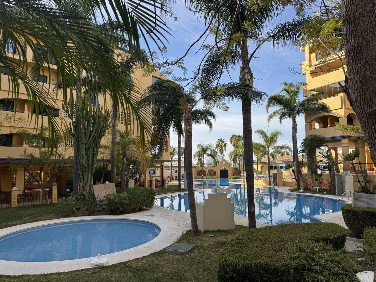 2 Bed, 2 Bath, ApartmentFor Sale, San Pedro de Alcantara, Malaga