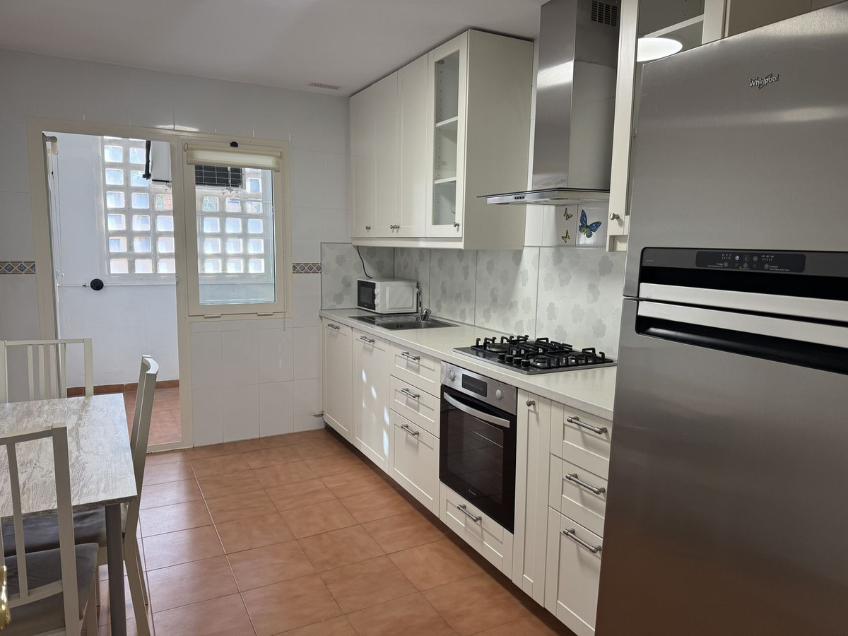 2 Bed, 2 Bath, ApartmentFor Sale, San Pedro de Alcantara, Malaga