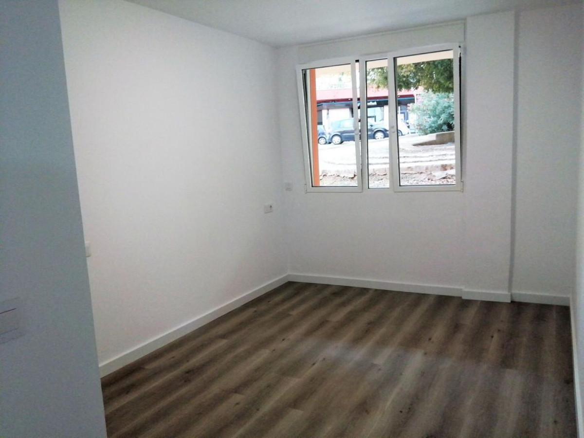 3 Bed, 2 Bath, ApartmentFor Sale, Palma de Mallorca, Islas Baleares