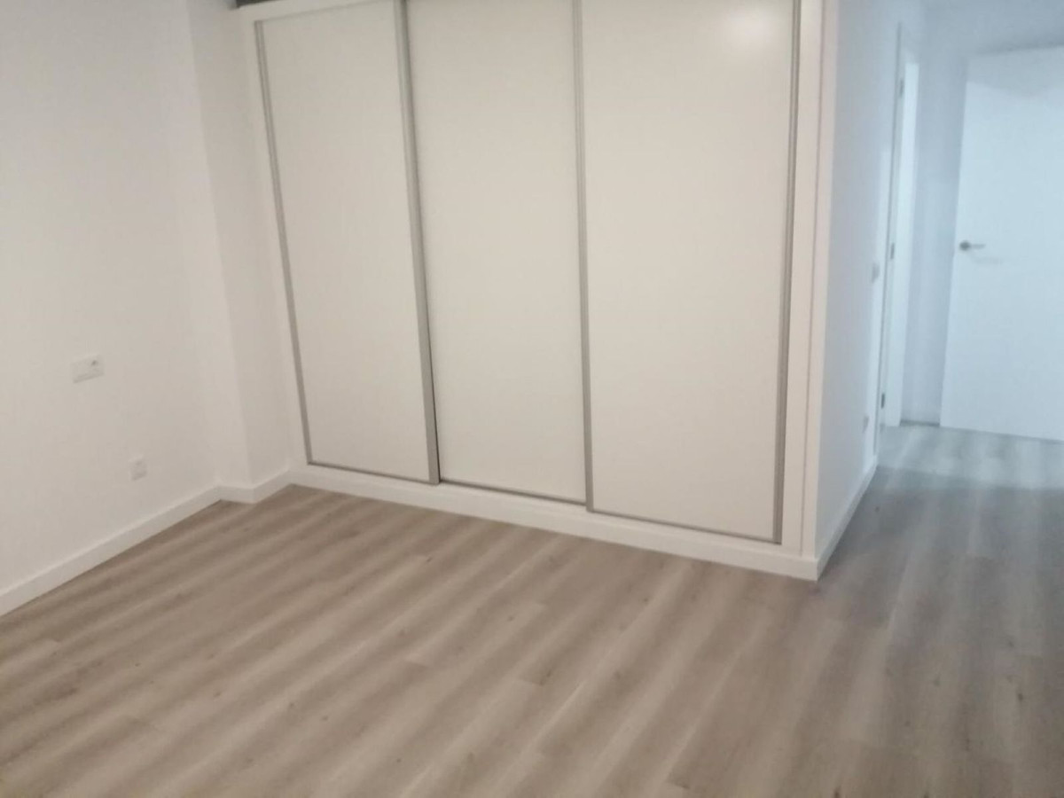 3 Bed, 2 Bath, ApartmentFor Sale, Palma de Mallorca, Islas Baleares