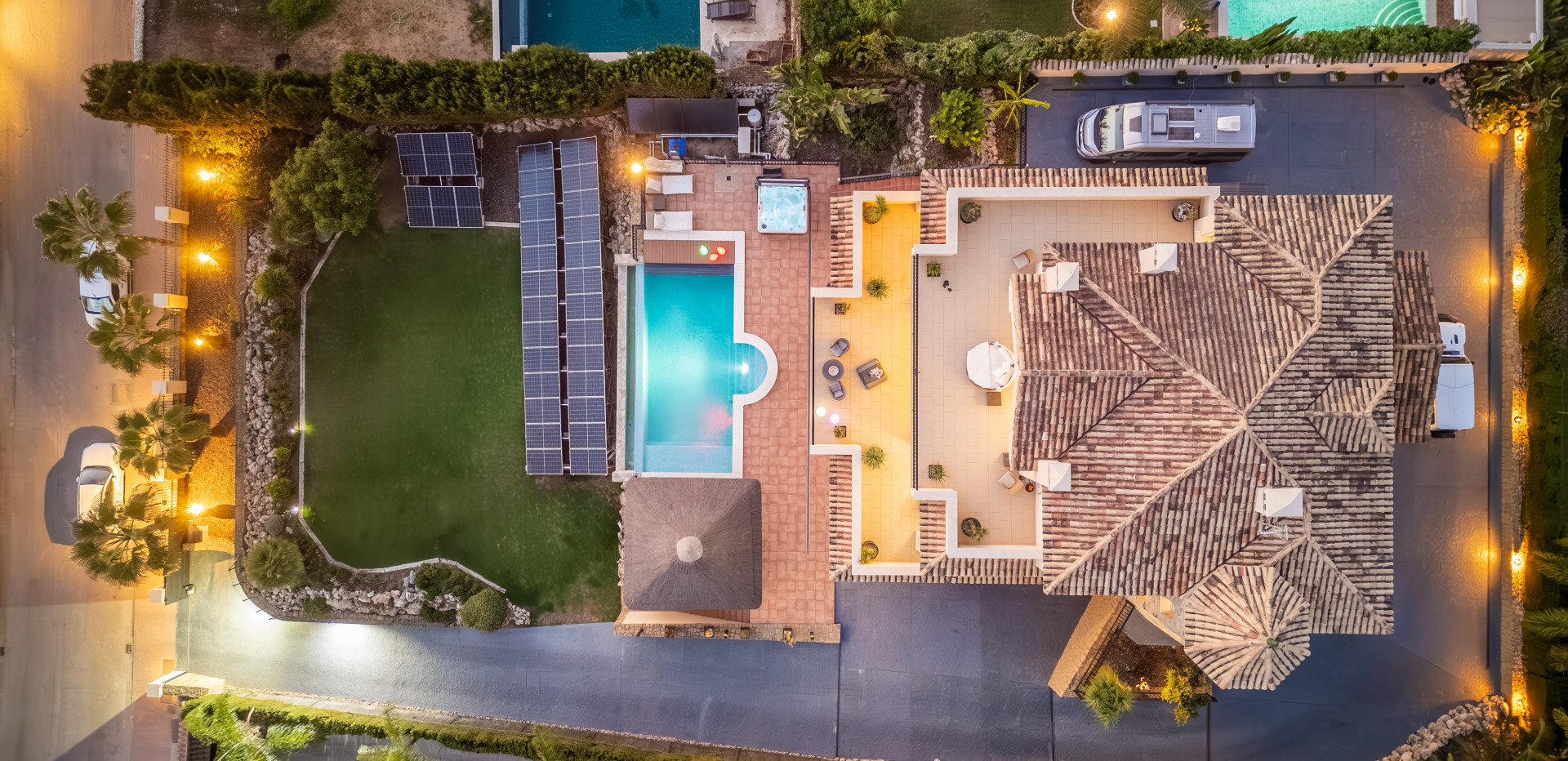 4 Bed, 4 Bath, HouseFor Sale, Marbella, Malaga