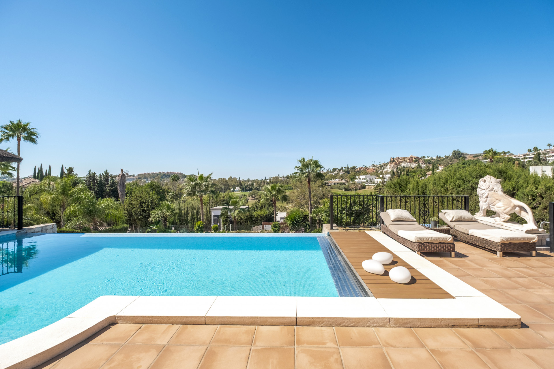 4 Bed, 4 Bath, HouseFor Sale, Marbella, Malaga