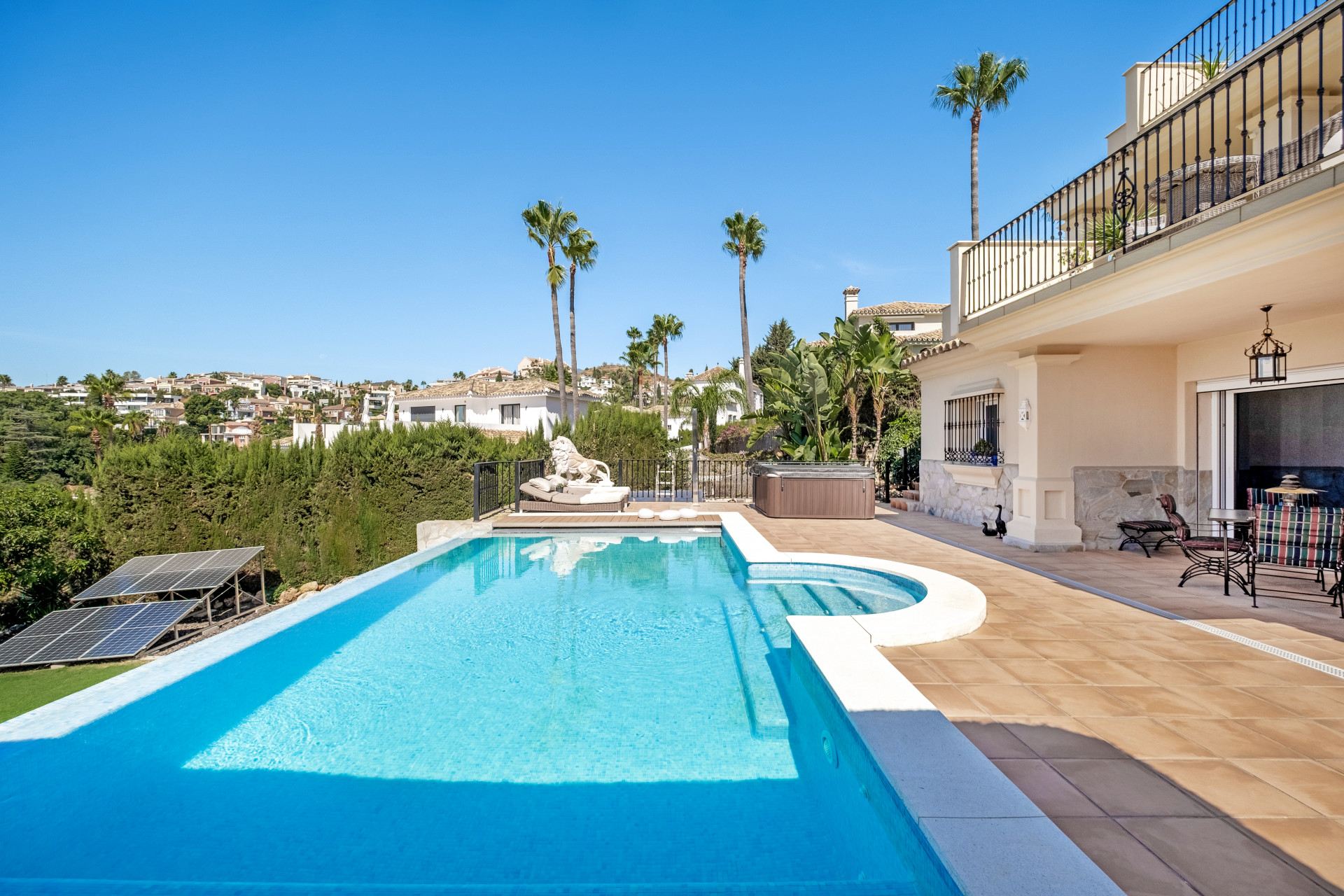 4 Bed, 4 Bath, HouseFor Sale, Marbella, Malaga