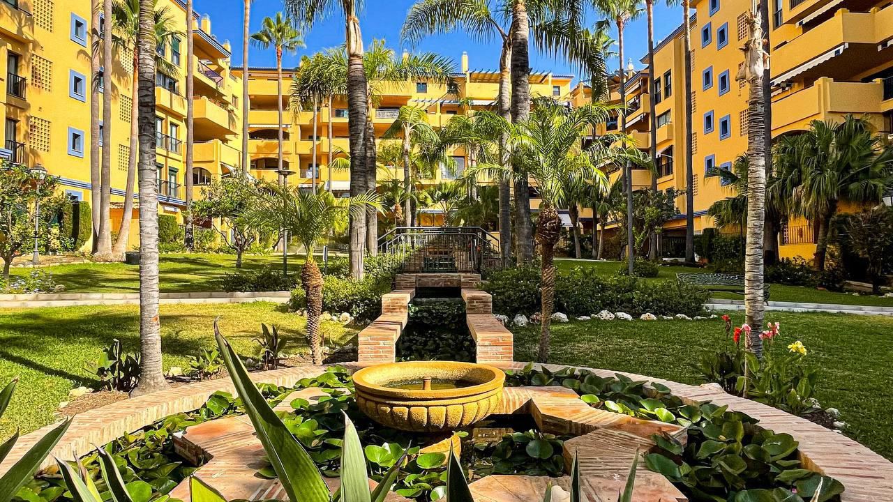 2 Bed, 2 Bath, ApartmentFor Sale, San Pedro de Alcantara, Malaga