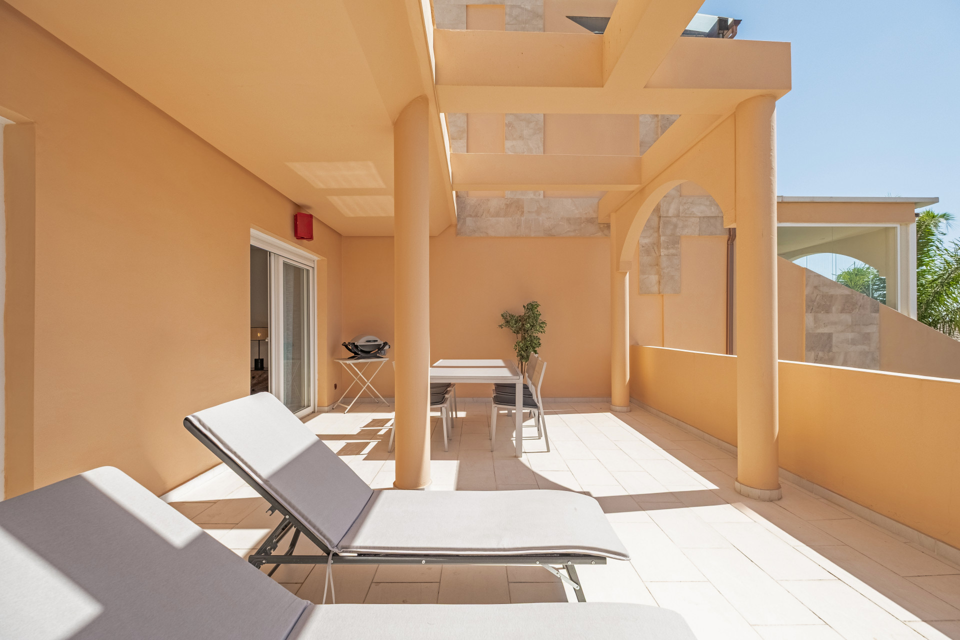 2 Bed, 2 Bath, ApartmentFor Sale, Marbella, Malaga