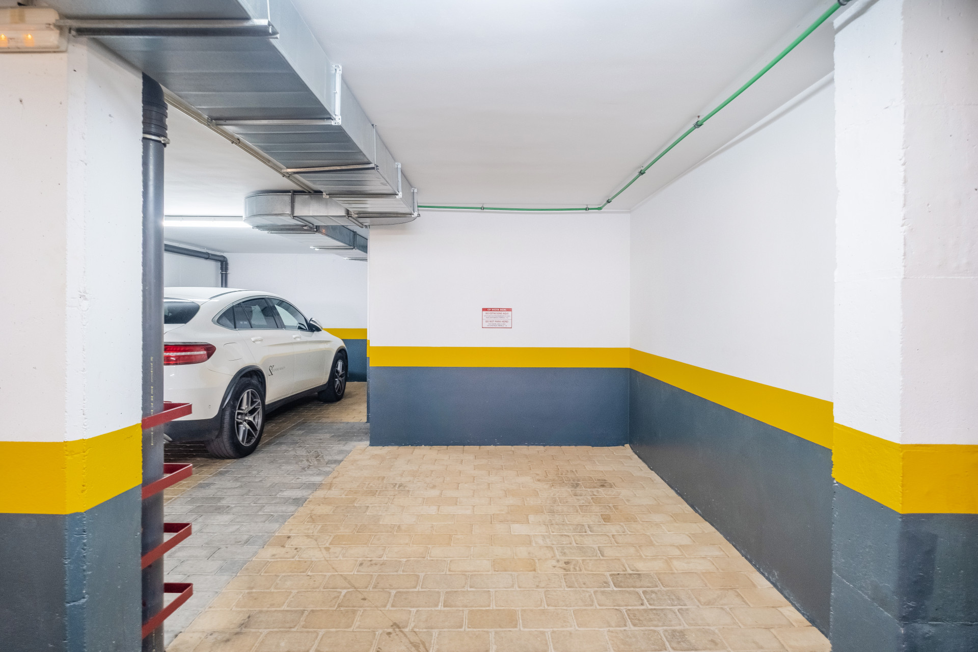 2 Bed, 2 Bath, ApartmentFor Sale, Marbella, Malaga