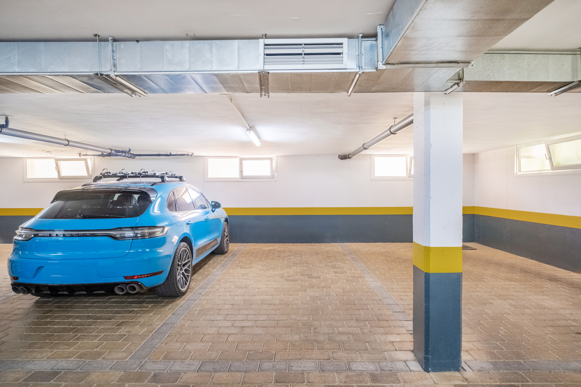 2 Bed, 2 Bath, ApartmentFor Sale, Marbella, Malaga