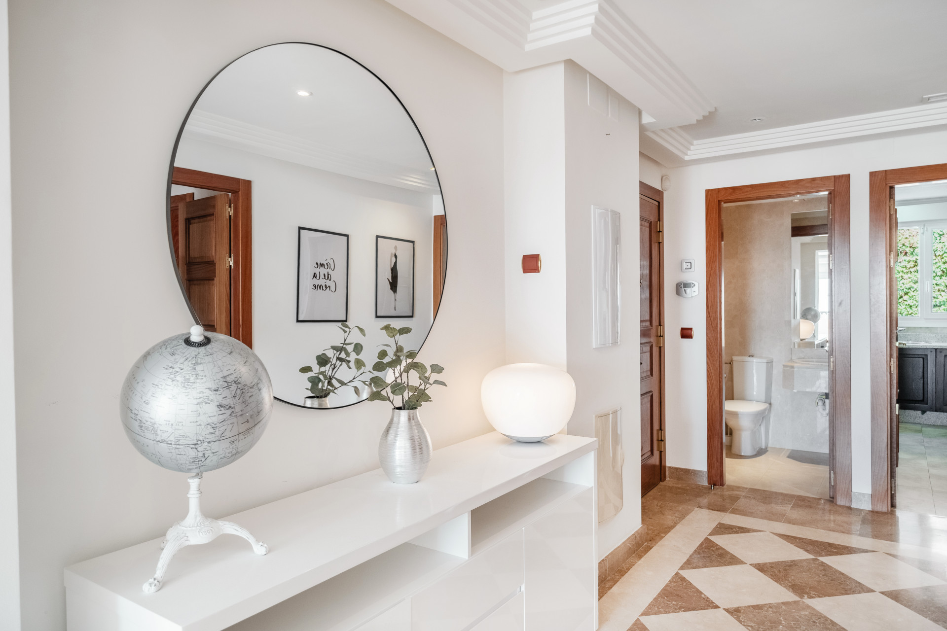 2 Bed, 2 Bath, ApartmentFor Sale, Marbella, Malaga