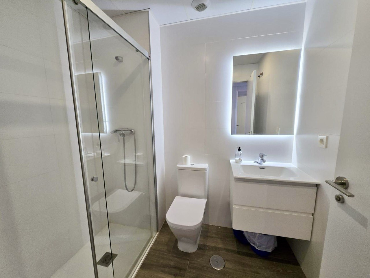 3 Bed, 2 Bath, ApartmentFor Sale, Marbella, Malaga