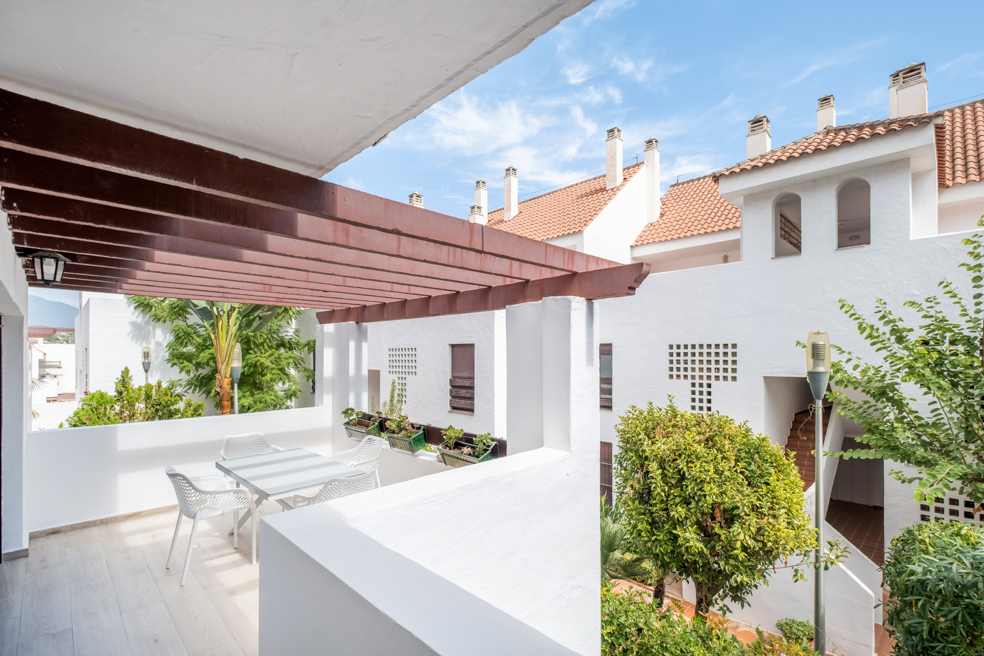 3 Bed, 2 Bath, ApartmentFor Sale, Marbella, Malaga