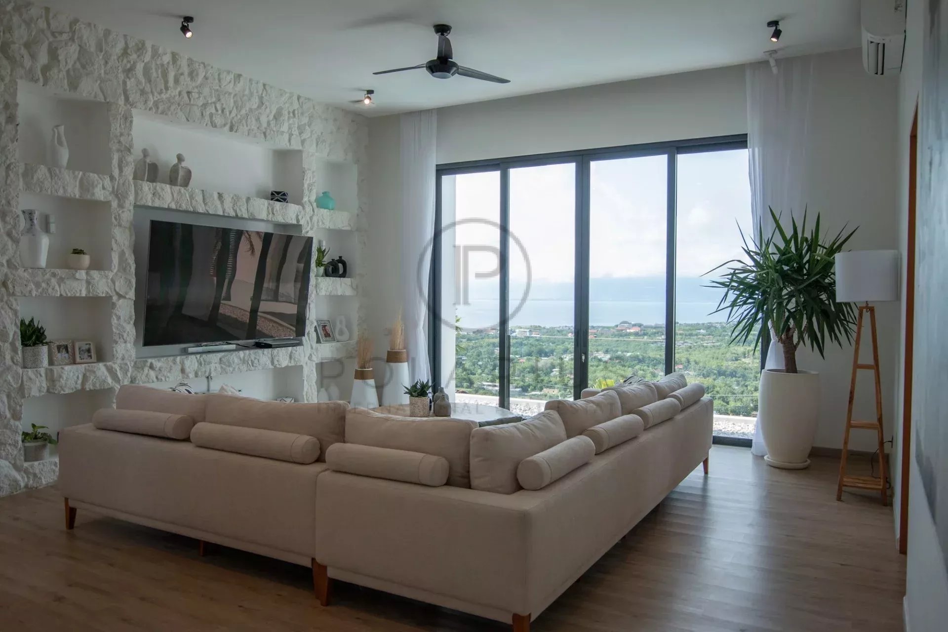 4 Bed, 4 Bath, HouseFor Sale, Uluwatu, Badung