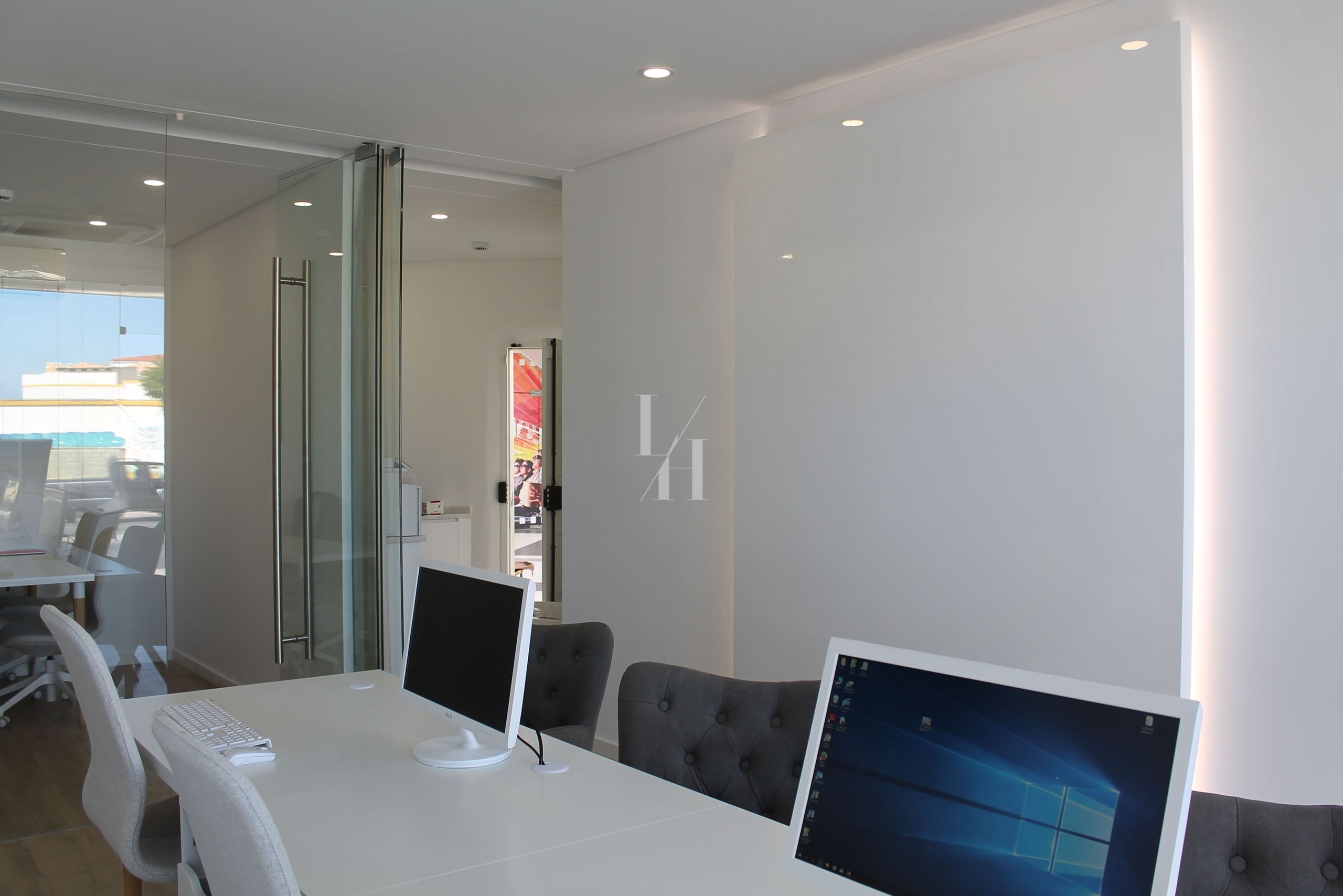 2 Bed, 2 Bath, ApartmentFor Sale, Finestrat, Costa Blanca, 8200-184