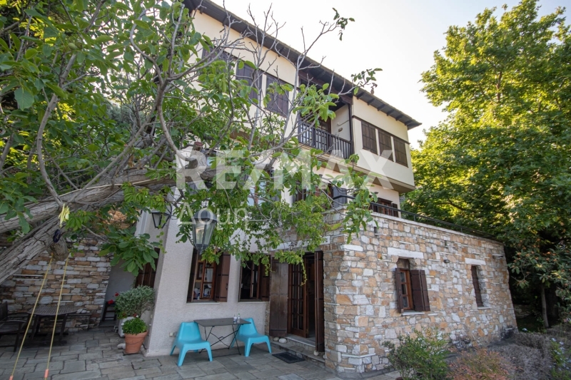 4 Bed, 4 Bath, ApartmentFor Sale, Ano Volos, Iolkos, Magnesia