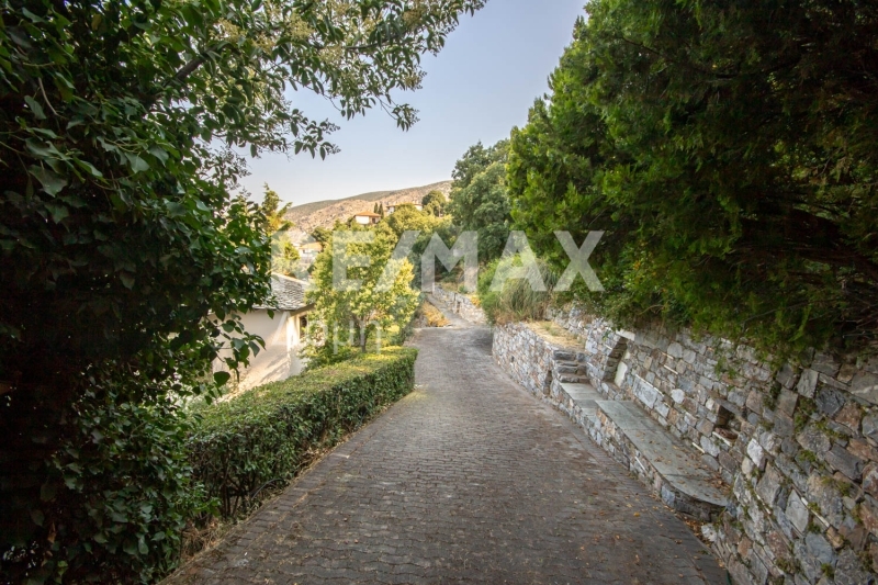 4 Bed, 4 Bath, ApartmentFor Sale, Ano Volos, Iolkos, Magnesia