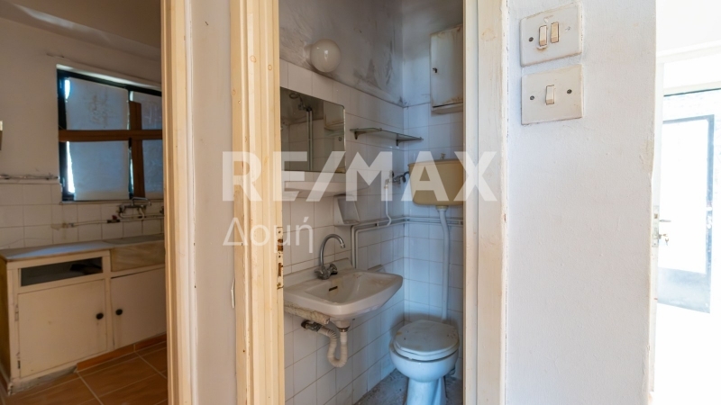 11 Bed, 7 Bath, HouseFor Sale, Center, Kamena Vourla, Phthiotis