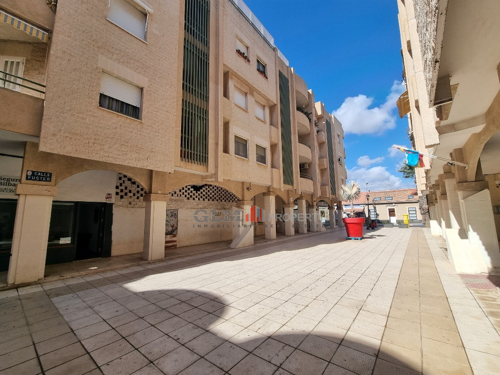 4 Bed, 2 Bath, ApartmentFor Sale, Los Alcazares, Murcia