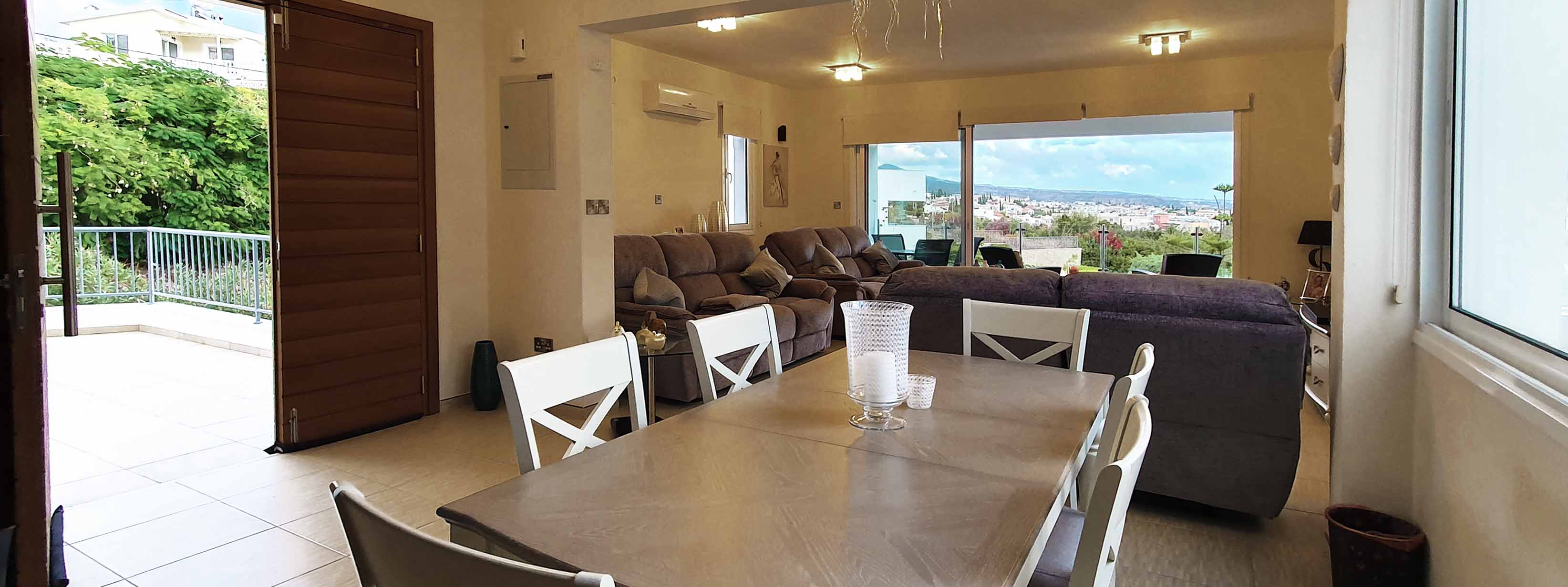 HouseFor Sale, Peyia