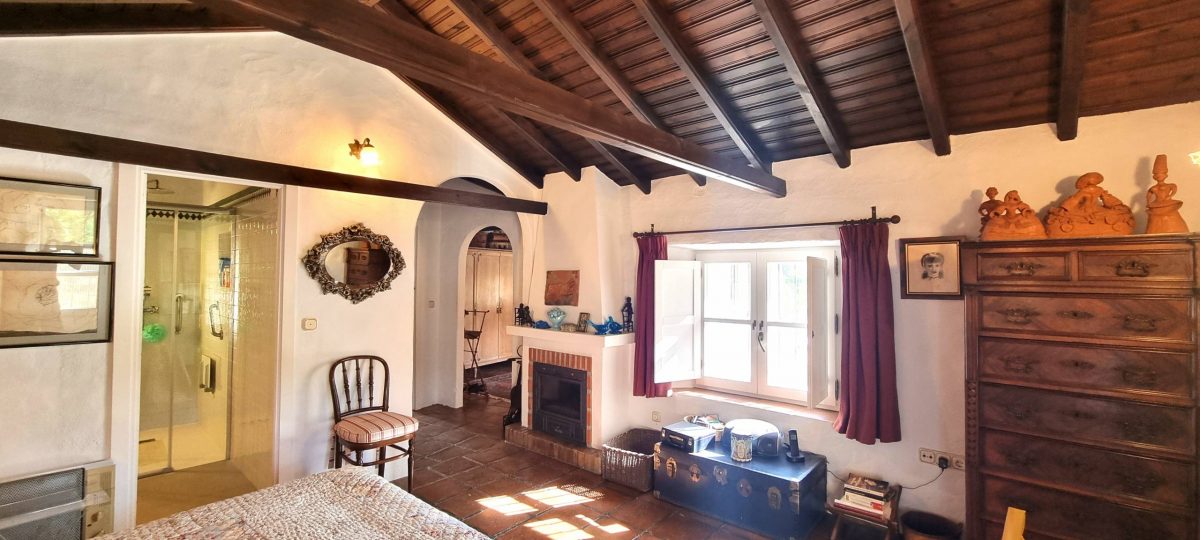 Commercial Property, For Sale