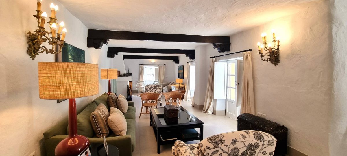 Commercial Property, For Sale