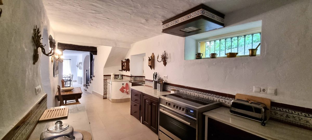 Commercial Property, For Sale