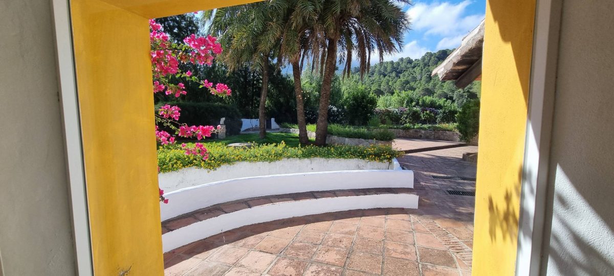 Commercial Property, For Sale