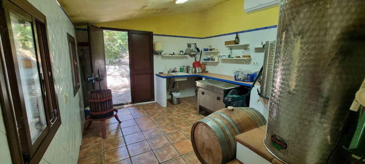 Commercial Property, For Sale