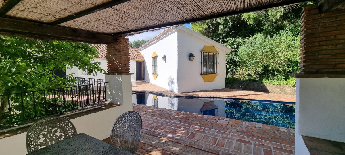 Commercial Property, For Sale